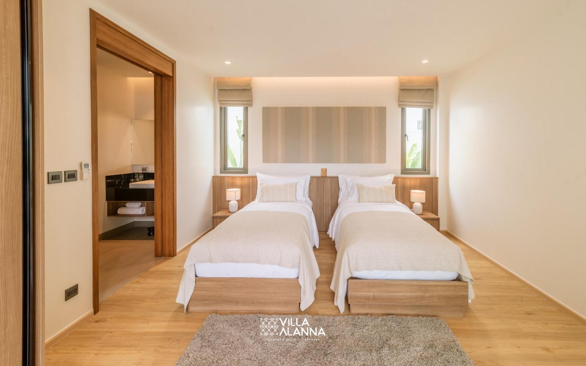 Villa Alanna Phuket Bang Tao Beach  Exterior photo